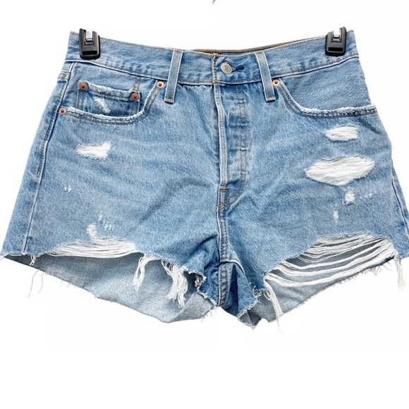 Levi 501 denim shorts size 28 - Picture 1 of 9